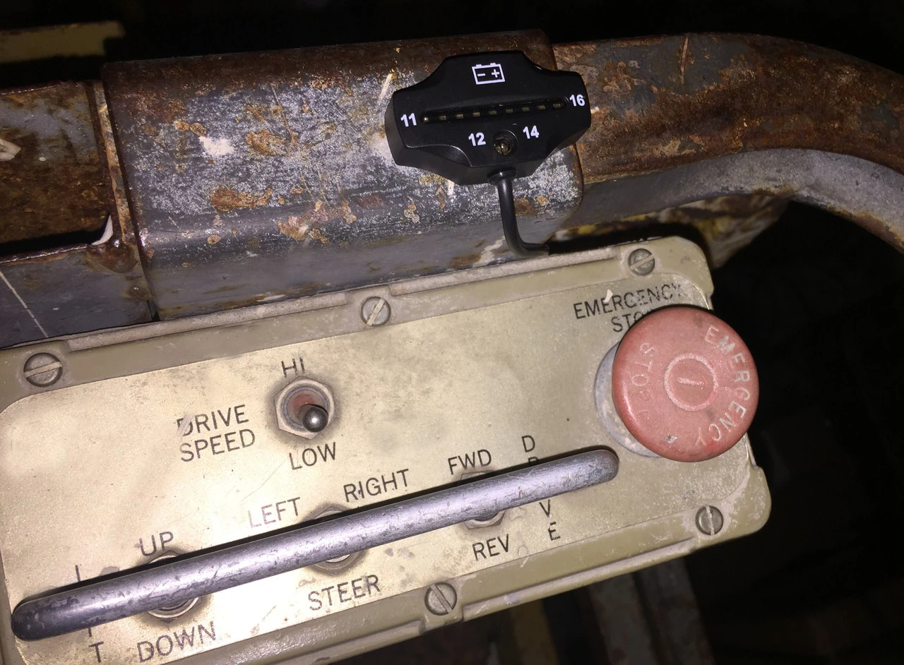 Battery Gauge Meter Indicator 12v Motorcycle ATV 12 Volt Camper Golf Cart RV UTV 4x4 Truck 6 Battery Gauge Meter Indicator 12v Motorcycle ATV 12 Volt Camper Golf Cart RV UTV 4x4 Truck - Image 6